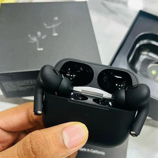 AirPods Pro 2nd Gen USB-C Pods With Case & Lanyard ( white & Black )