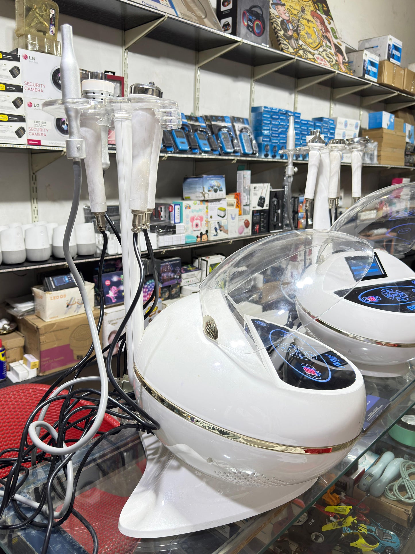 Ice Engraving Vacuum UB-300 - Advanced Skin Rejuvenation & Anti-Aging Beauty Tool with Vacuum Technology