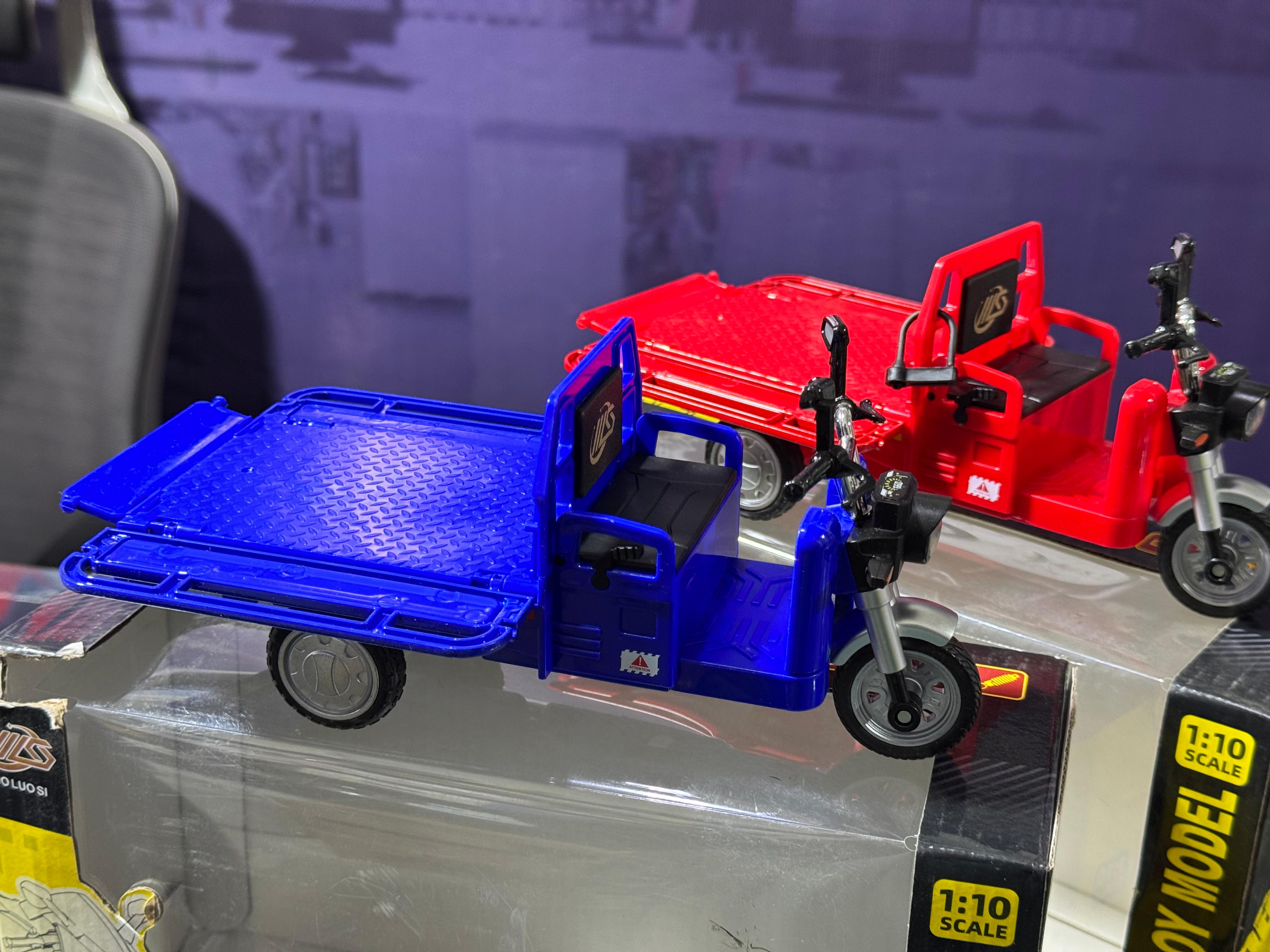 Alloy Tricycle Miniature Model Metal Diecast 1:15