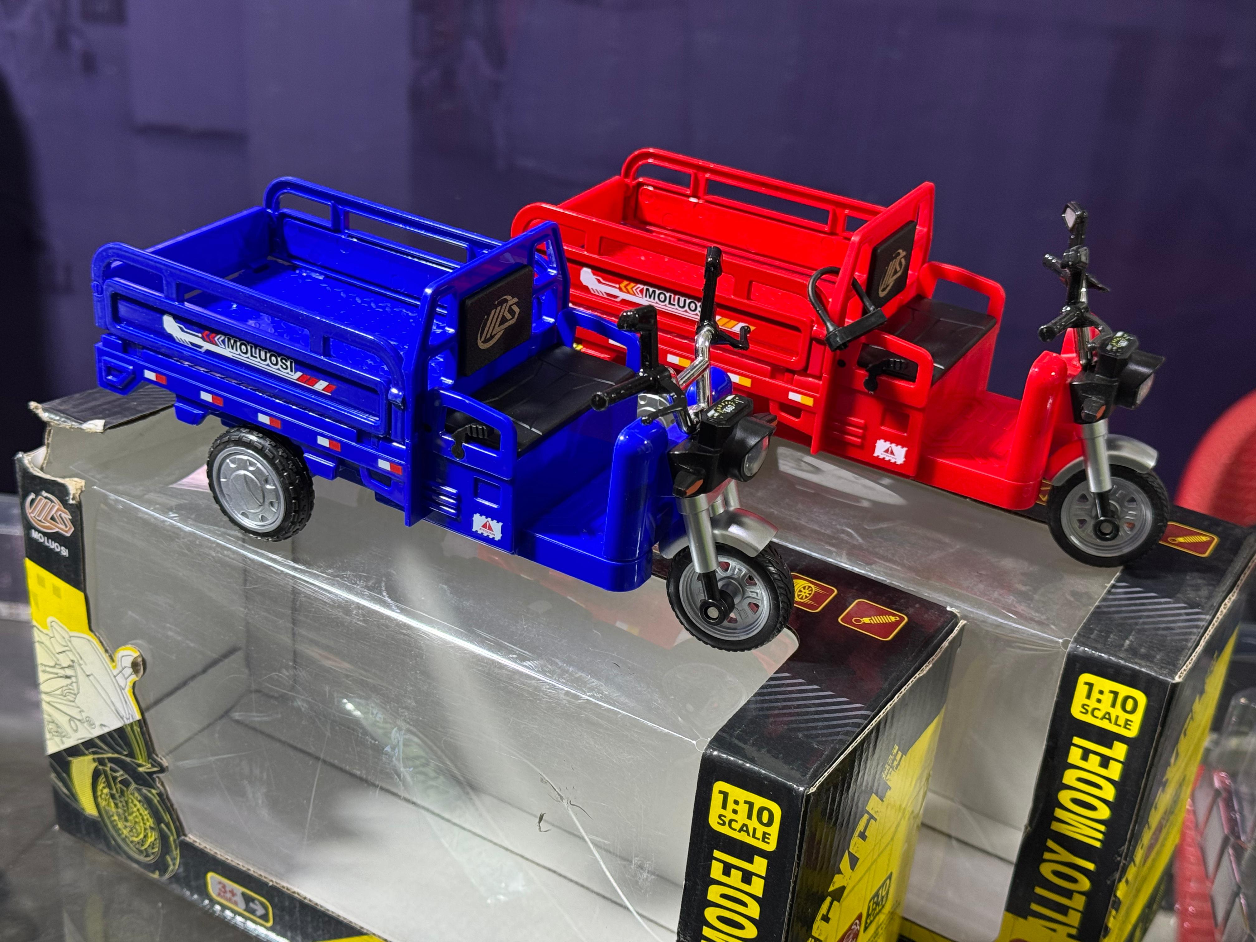 Alloy Tricycle Miniature Model Metal Diecast 1:15