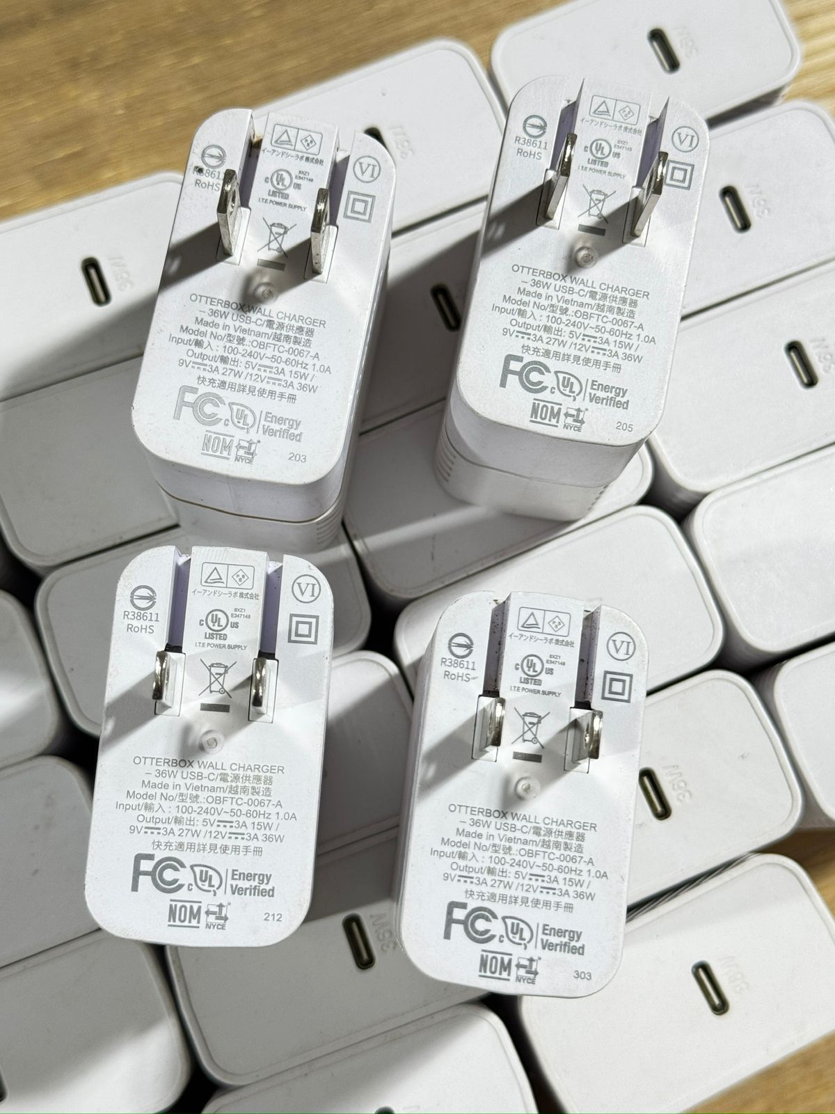 OtterBox 36W USB-C Wall Chargers – Fast Charging Power Adapter (Lot item)