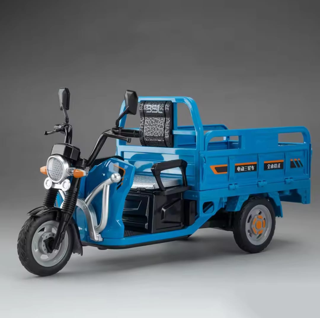 Alloy Tricycle Miniature Model Metal Diecast 1:15