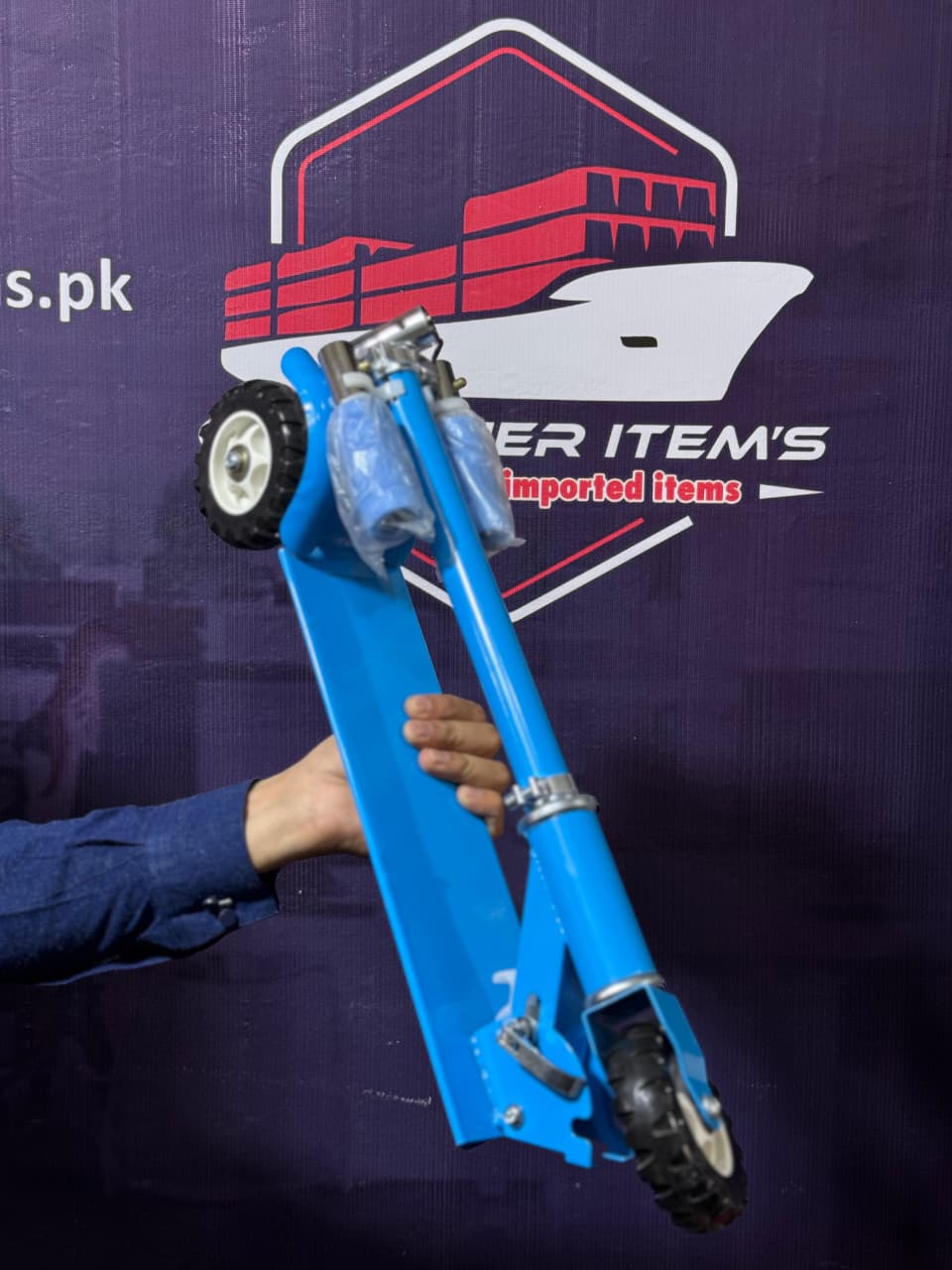 Three-Wheel Foldable Kick Scooter