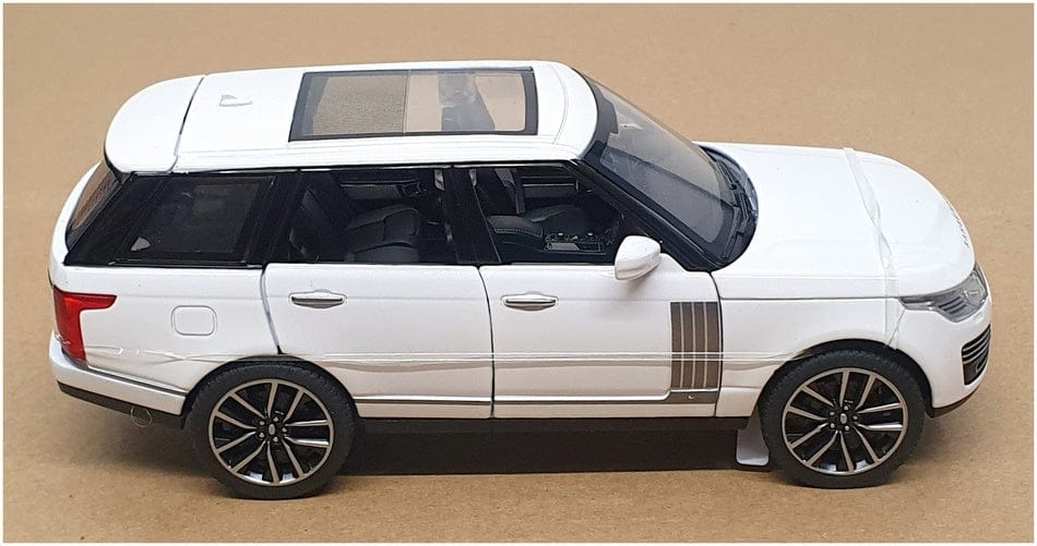 1/32 Scale Q3001A - Land Rover Range Rover 50th Anniversary