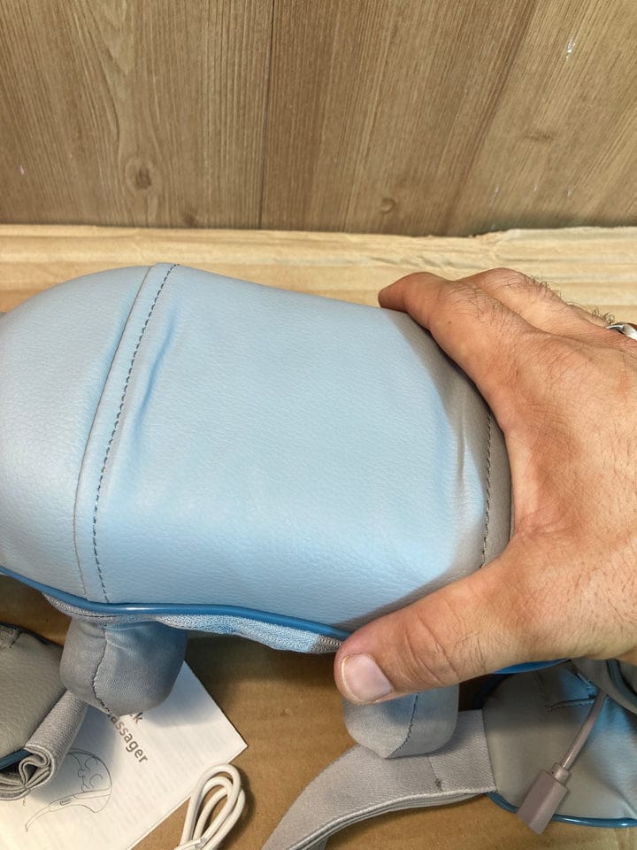 Shoulder And Neck Massage (Rechargeable)