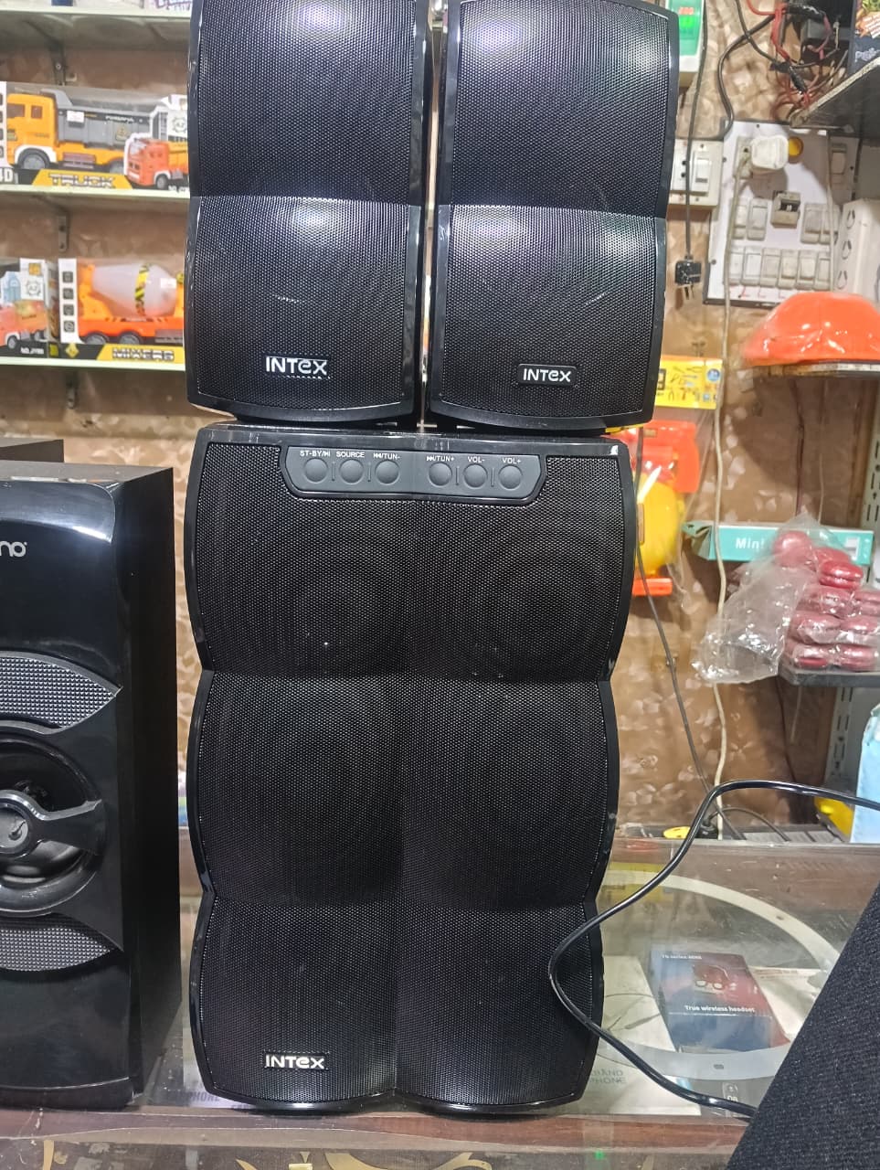 INTEX SOUND SYSTEM IT-3510-FMUB