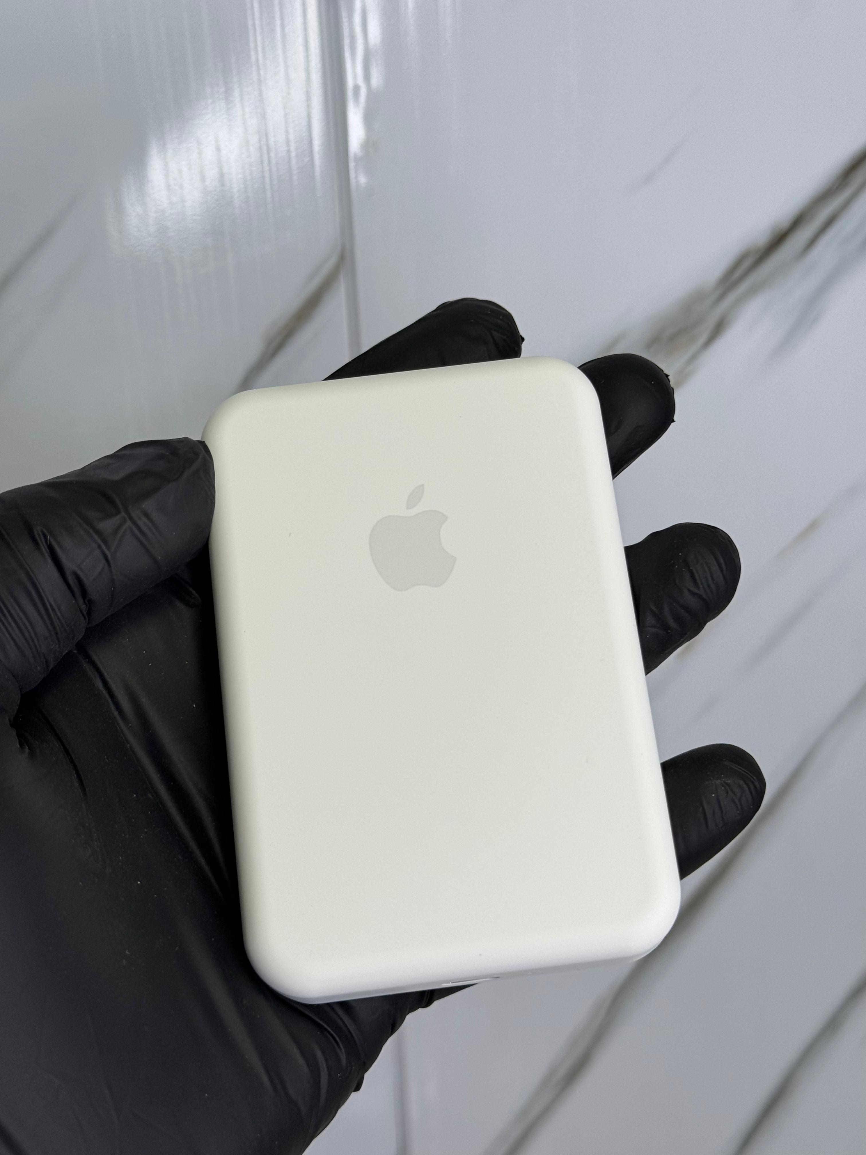 Apple MagSafe 5000mAh Power Bank | Fast Wireless Charging – Compact & Portable