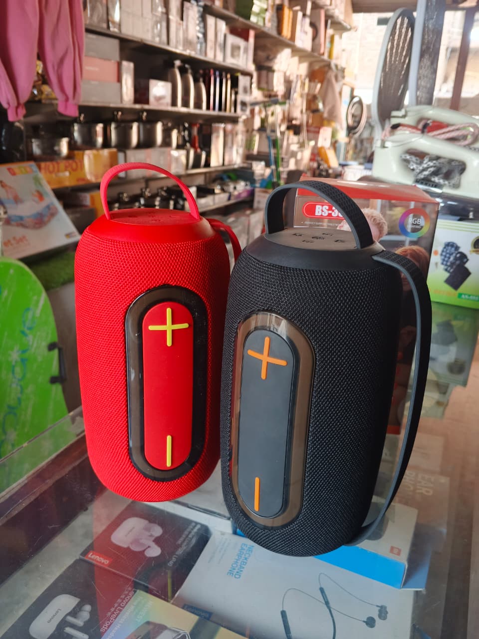 BS-35 portable speaker